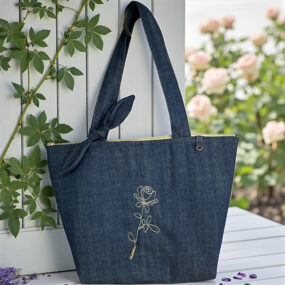 Rosa Flower